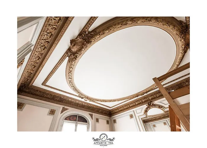 L\'Imperial Appart Hotel Poitiers